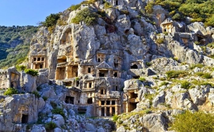 Antalya-Perge-Myra-Patara- Kalkan 280 km